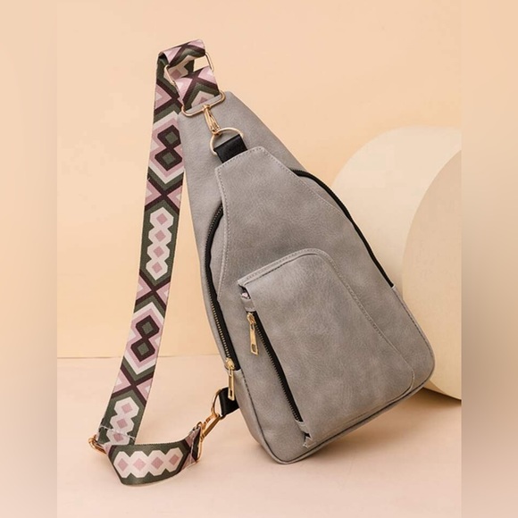 New Crossbody Bag, Sling Bag - Picture 4 of 6